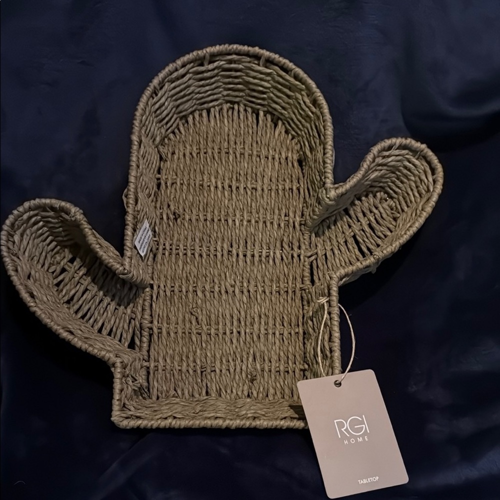 RGI Home Woven Cactus Tray